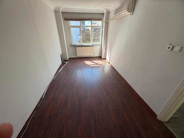 FATİH KEMALPAŞA OTELLER BÖLGESİNDE GENİŞ 2+1 KİRALIK DAİRE