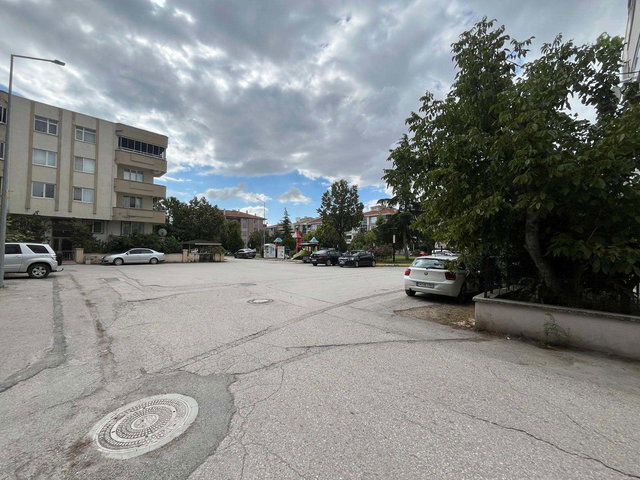 BAHÇELİEVLER’DE GÜNEY-BATI CEPHELİ 3+1 | 127 M² | MERKEZİ ISITMALI | BALKONLU