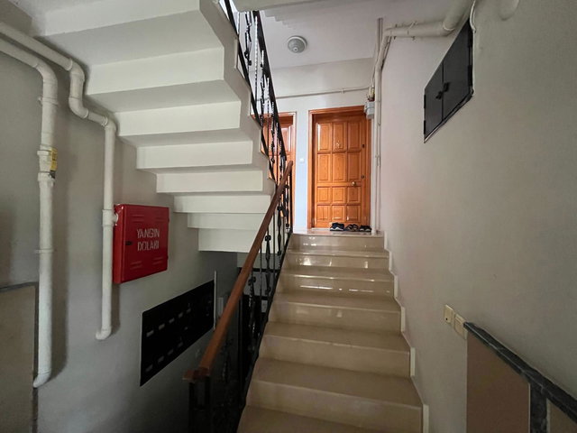 BAHÇELİEVLER’DE GÜNEY-BATI CEPHELİ 3+1 | 127 M² | MERKEZİ ISITMALI | BALKONLU