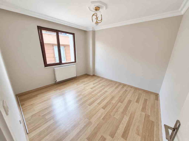 PENDİK’TE GÜNEY-BATI CEPHELİ 3+1 | 130 M² BRÜT | BALKONLU | BOŞ KİRALIK DAİRE