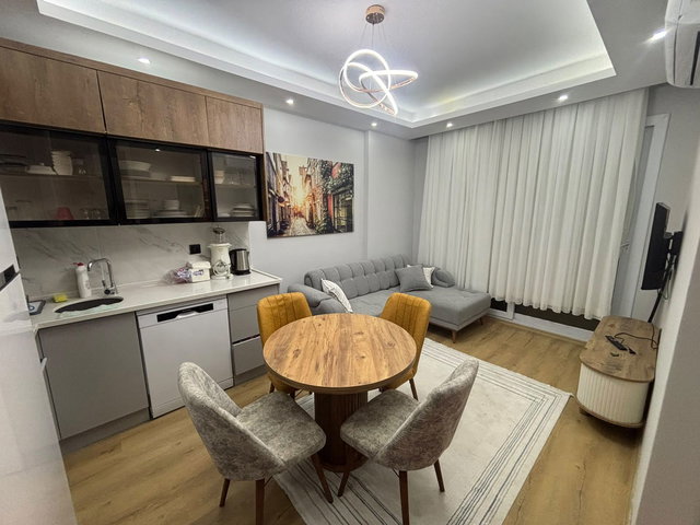 REMAX RİNA'DAN ÇEŞMELİ'DE FULL EŞYALI 2+1