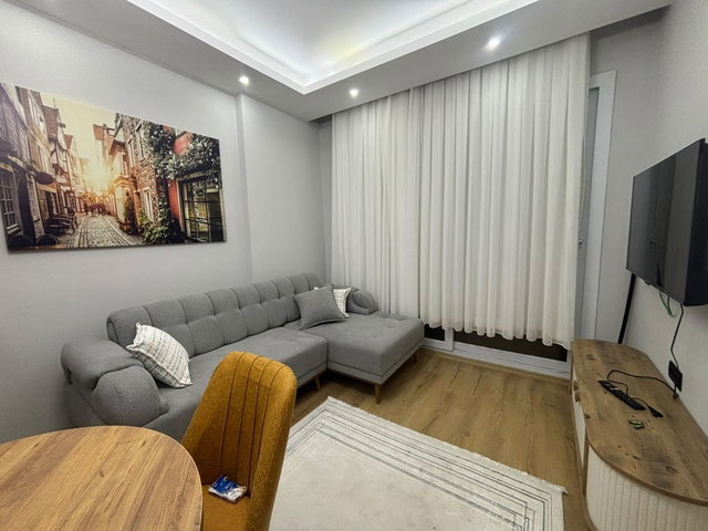 REMAX RİNA'DAN ÇEŞMELİ'DE FULL EŞYALI 2+1
