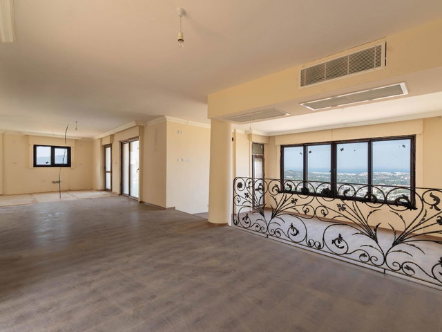 KAHRAMANDERE PANORAMIK DENIZ MANZARALI 370 M² 6+2 VILLA