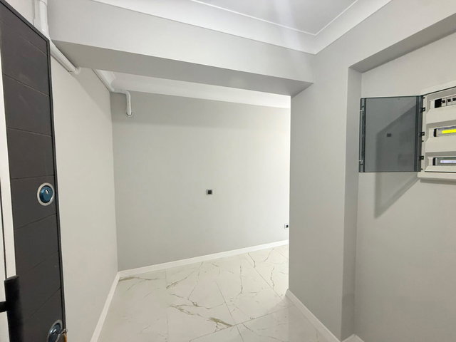 AKSU'DA SİTE İÇİNDE SIFIR 2+1   7. KAT KİRALIK DAİRE