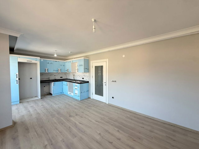 AKSU'DA SİTE İÇİNDE SIFIR 2+1   7. KAT KİRALIK DAİRE