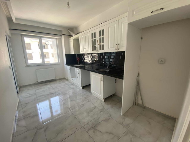 VADİ KONUTLARINDA KİRALIK 2+1 DAİRE