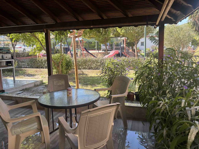 URLA ÇEŞMEALTI YILDIZ SITESI'NDE TERASLI 4+1 VILLA