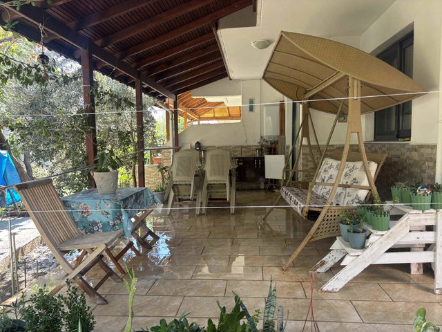 URLA ÇEŞMEALTI YILDIZ SITESI'NDE TERASLI 4+1 VILLA