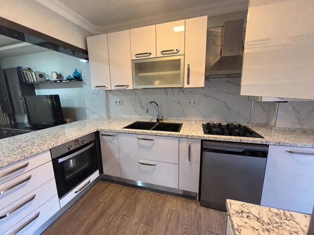 URLA ÇEŞMEALTI YILDIZ SITESI'NDE TERASLI 4+1 VILLA