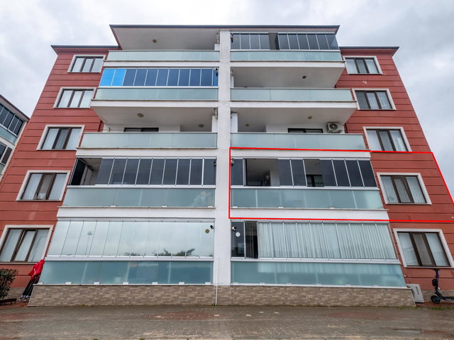 REMAX AREA DAN BALAT TA SATILIK ARAKAT 3+1 İÇI YAPILI KÖŞE DAIRE