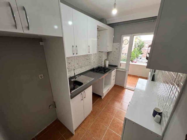 MALTEPE FINDIKLI’DA 2+1 KİRALIK DAİRE | 80 M² NET | BALKONLU | DOĞALGAZ KOMBİLİ