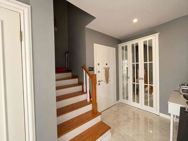 BAŞISKELE ZERAY GÜNEŞI SITESI 3+1 BAHÇE DUBLEKS KIRALIK DAIRE