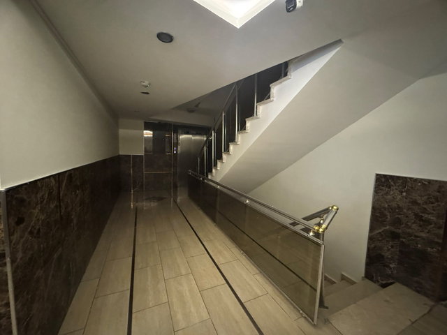 RE/MAX DIA'DAN SEMERKANT'TA 1+1 ARA KAT KIRALIK DAIRE