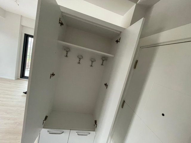 GAZİEMİR 232 SUITS' DE EŞYASIZ KİRALIK 1+1 DAİRE