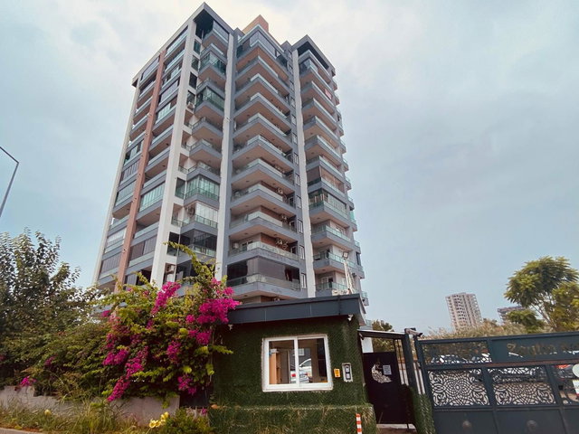 REMAX TOROS'TAN ZEYTİNKENT’TE HAVUZ & DOĞA MANZARALI MASRAFSIZ 2+1