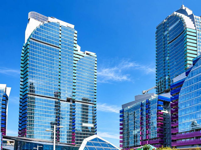 MASLAK 1453'DE TERAS EVLER ÖZEL BAHÇELİ SATILIK 81 M'2 1+1 DAİRE