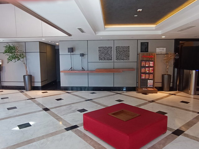 MASLAK 1453'DE TERAS EVLER ÖZEL BAHÇELİ SATILIK 81 M'2 1+1 DAİRE