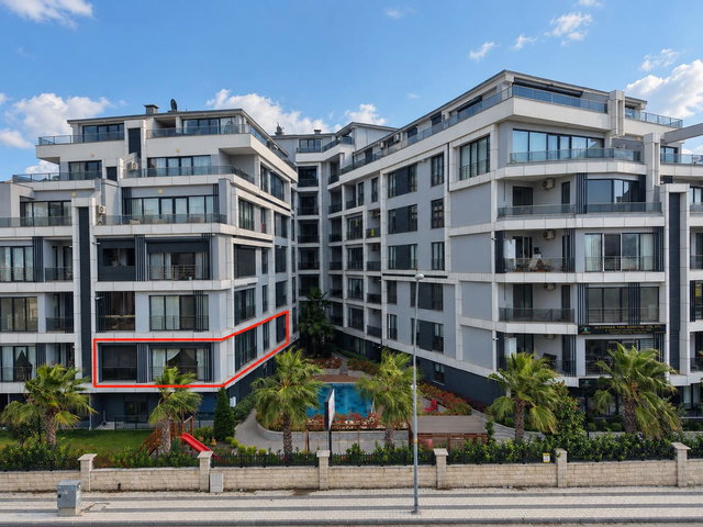 BÜYÜKÇEKMECE PINARTEPE'DE 3+1 | 145 M² DENİZ MANZARALI MUHTEŞEM DAIRE