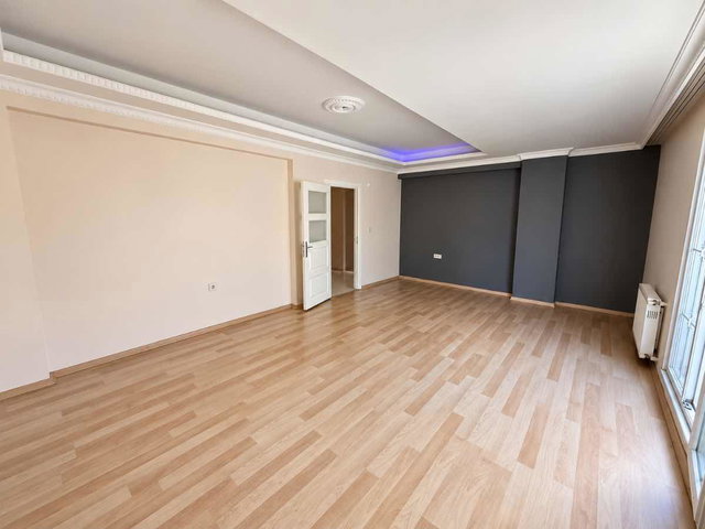 ESENYURT TALATPAŞA GENIŞ 3+1 KIRALIK DAIRE