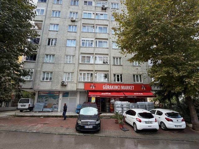 KARTAL ATALAR'DA KIRALIK 3+1 DAIRE: 135M², OTOPARKLI, MARMARAY'A