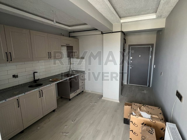 RE/MAX LACIVERT'TEN DADAŞKENT'TE KIRALIK 1+1 DAIRE