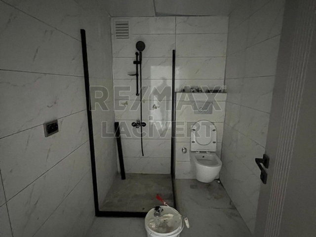 RE/MAX LACIVERT'TEN DADAŞKENT'TE KIRALIK 1+1 DAIRE