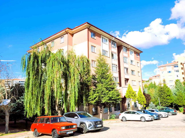 GÖLBAŞI TOKİ BUKET PARK KONUTLARINDA  3+1 SİTE DAİRESİ