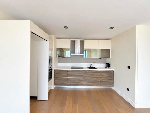 DENİZ İSTANBULDA FULL DENİZ MANZARALI SATILIK 1+1 BOŞ DAİRE