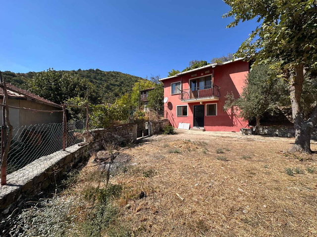 UÇMAKDERE DOĞA HARİKASI 501 M2 ARSA BAHÇELİ SATILIK MÜSTAKİL EV