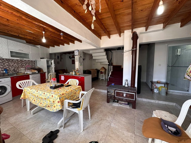 UÇMAKDERE DOĞA HARİKASI 501 M2 ARSA BAHÇELİ SATILIK MÜSTAKİL EV