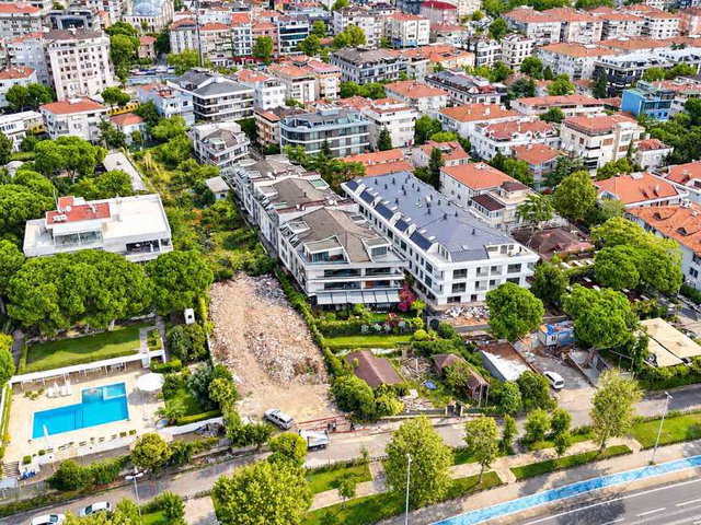 KÜÇÜKYALI SAHİLDE ELİT SİTEDE 170M2.BAHÇE DUBLEXİ YALI DAİRESİ