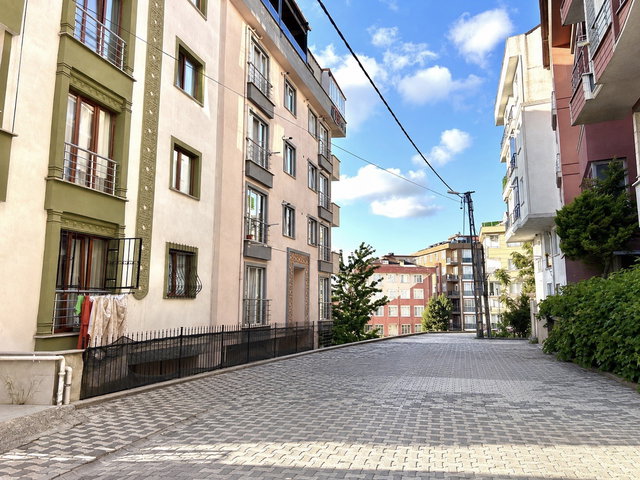 SANCAKTEPE FATİH MAH AYDOS CADDESİNDE SATILIK 2+1 DAİRE