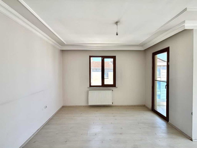 SANCAKTEPE EYÜP SULTAN MAH METROYA YAKIN KİRALIK 2+1 DAİRE