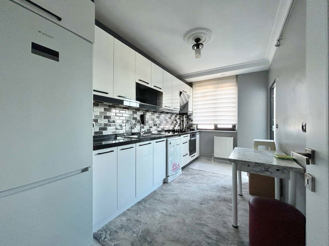 SULTANGAZİ ESKİ HABİPLER SAFRAN EVLERİ’NDE 3+1 | 135 M² | 2 BANYO | 7. KAT | BOŞ