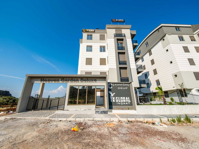 SIFIR KAPALI OTOPARKLI HAVUZLU AKILLI EV SİSTEMLİ 3+1