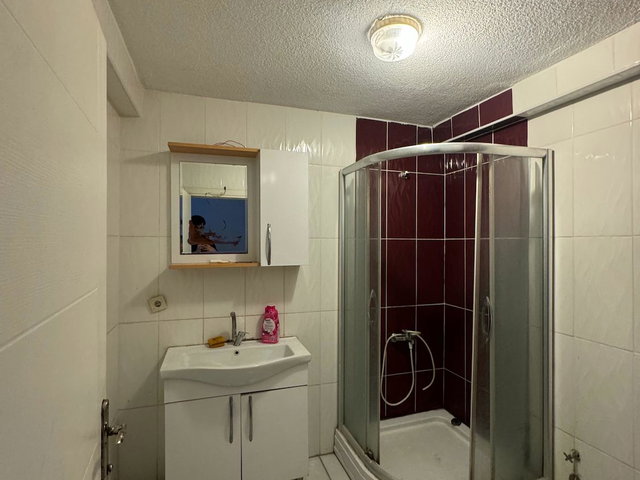 BEYLİKDÜZÜ YAKUPLU'DA YÜKSEK GİRİŞ 2+1 DAİRE