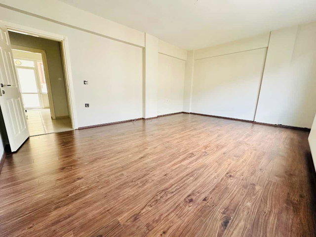 ÇEKMEKÖY MIMARSINAN MAH. ÇOK GENIŞ VE FERAH 2+1 KIRALIK DAIRE