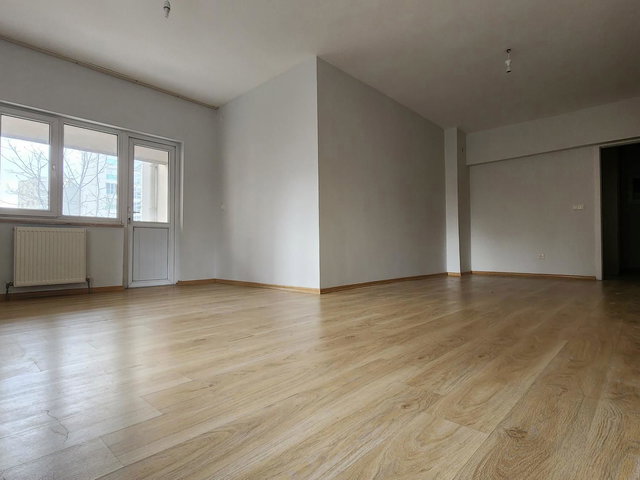 KOZYATAĞI BAYAR 7/24 GÜVENLİKLİ SİTE METROYA 300 MT 3 ODA 1SALON