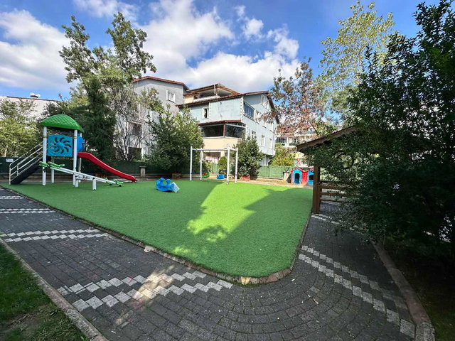 KARTEPE FSM'DE SİTE İÇİ KİRALIK 3+1 GENİŞ ARAKAT DÜZ DAİRE