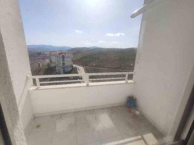 RE/MAX DEĞİŞİMDEN HAKSEN TOKİLERDE SATILIK 3+1 FIRSAT DAİRE
