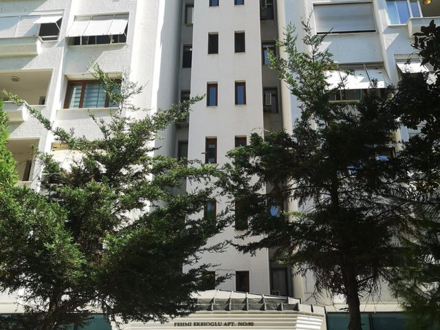 KADIKÖY ERENKÖY’ ETHEMEFENDİ CADDESİNDE  5+1 | 250 M² NET | BALKONLU