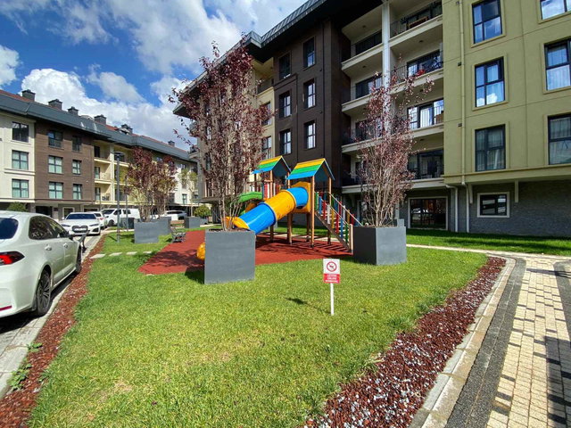 REMAX ASHILL ÜSKÜDAR KIRAZLITEPE EMLAK KONUT SATILIK 2+1 DAIRE