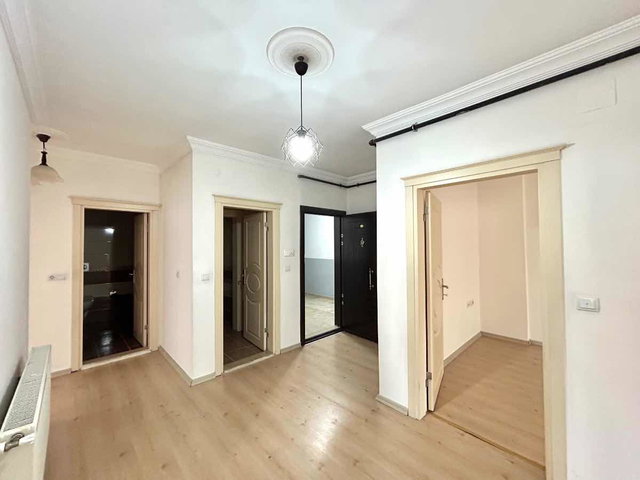 ÜNİVERSİTE MAHALLESİ'NDE 3+1 SATILIK DAİRE