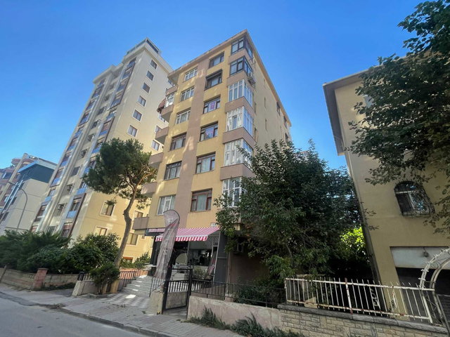 YALI MAH MARMARAY MALTEPE VE SAHİLE ÇOK YAKIN ARA DUBLEKS DAİRE