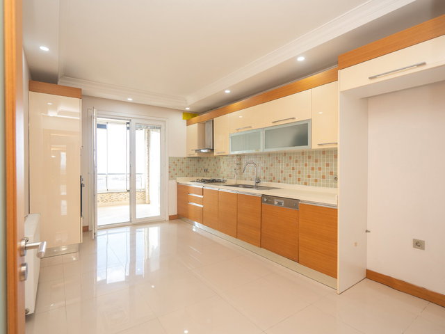 REMAX GELİŞİMDEN ATİRUS HİLL SİTESİNDE 4+1 DENİZ VE GÖL MANZARALI DAİRE