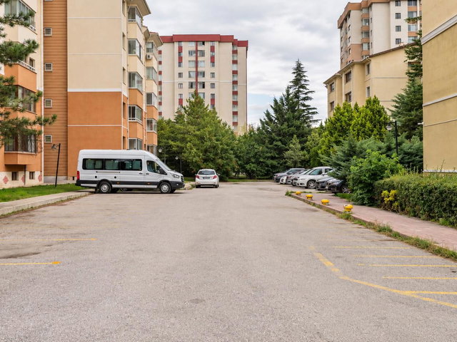 ÇAYYOLU MALİ KENT SİTESİ’NDE 3+1 | 110 M²| KOMBİLİ | CAM BALKONLU BAKIMLI KIRALIK