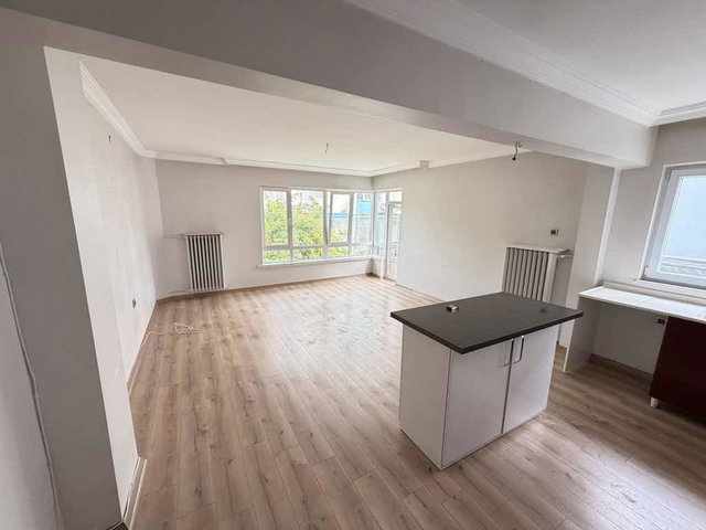 ÇANKAYA’DA EN ÜST KAT 3+1 | 90 M² NET | BALKONLU | KREDİYE UYGUN