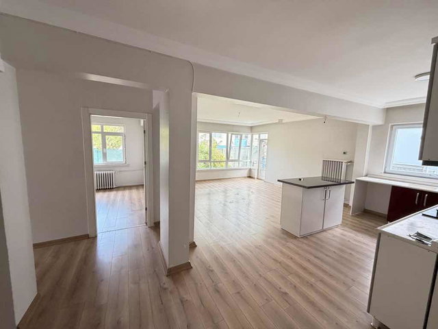 ÇANKAYA’DA EN ÜST KAT 3+1 | 90 M² NET | BALKONLU | KREDİYE UYGUN