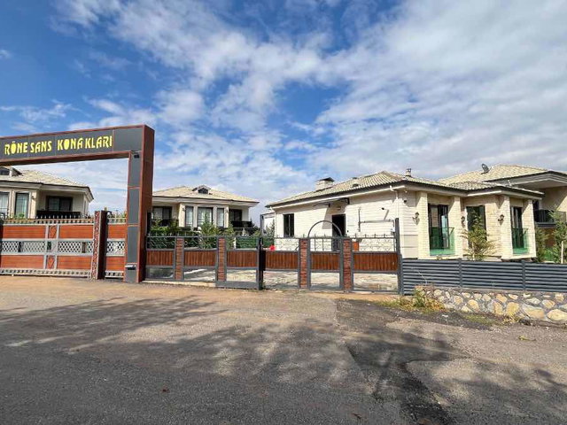 MULLAKASIMDA SİTE İÇİ | 4 CEPHELİ | MÜSTAKİL TAPULU 6+1 VİLLA