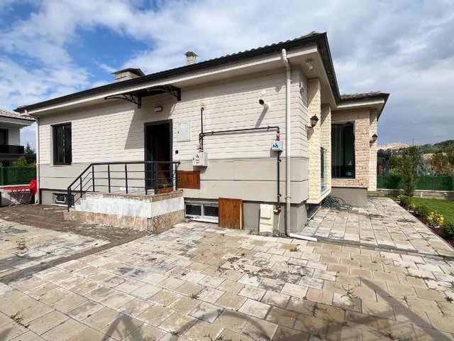 MULLAKASIMDA SİTE İÇİ | 4 CEPHELİ | MÜSTAKİL TAPULU 6+1 VİLLA